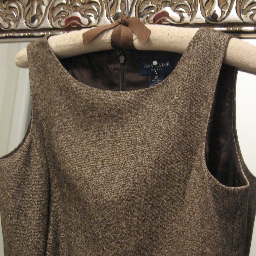 100% tweed wool Ann Taylor Little Brown Dress